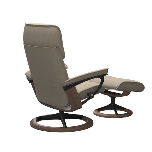 Stressless® Admiral (L) Signature recliner with footstool