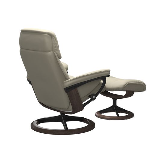 Stressless® Ruby (M) Signature con poggiapiedi