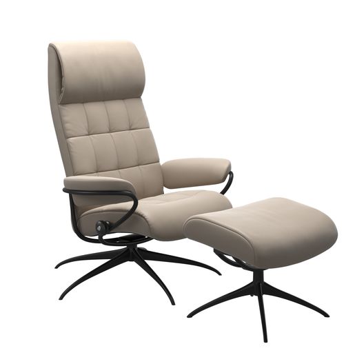 Stressless London met hoge rug en voetenbank op een Star onderstel