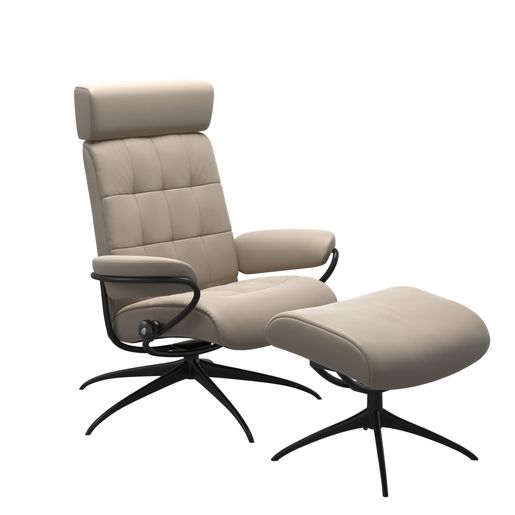 Stressless London met lage rug en verstelbare hoofdsteun en voetenbank op een Star onderstel