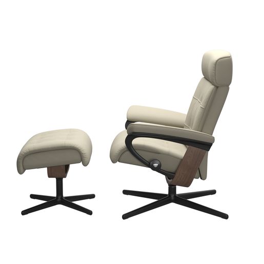 Stressless® Erik (S) Cross recliner with footstool