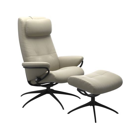 Stressless® Berlin Star lenestol med høy rygg og krakk